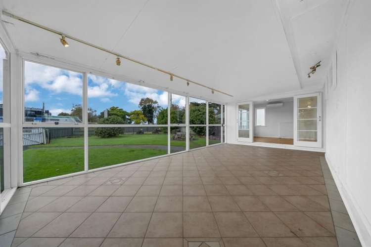 178 Lincoln Road Henderson_11