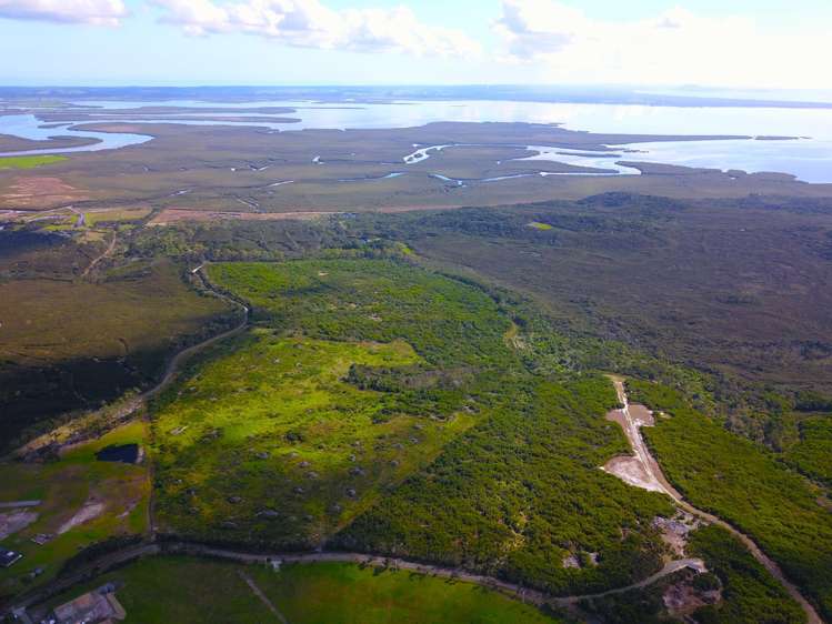 1/2 Tahanga Road Lake Ohia_7