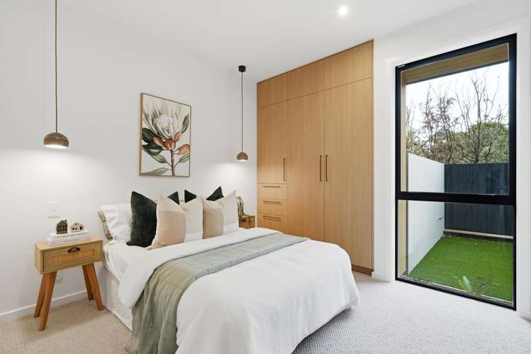 2/48 Andover Street Merivale_11