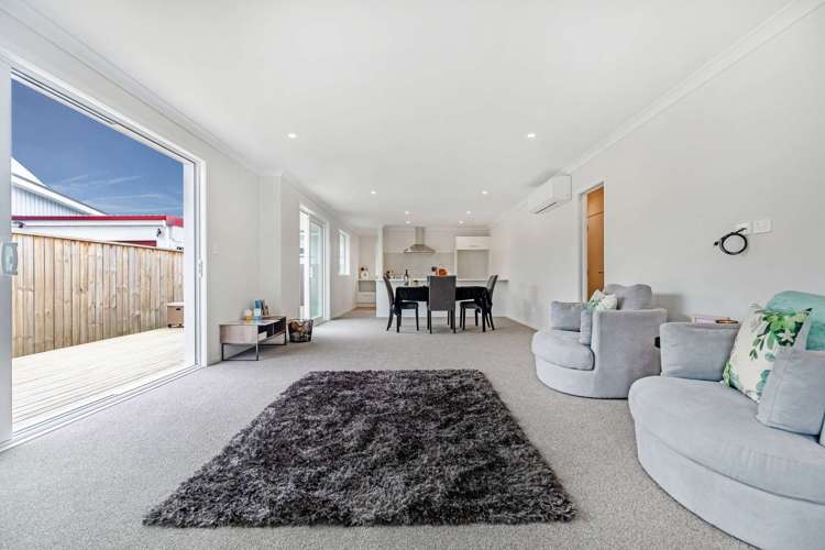 2/44 Byron Street Leamington_3