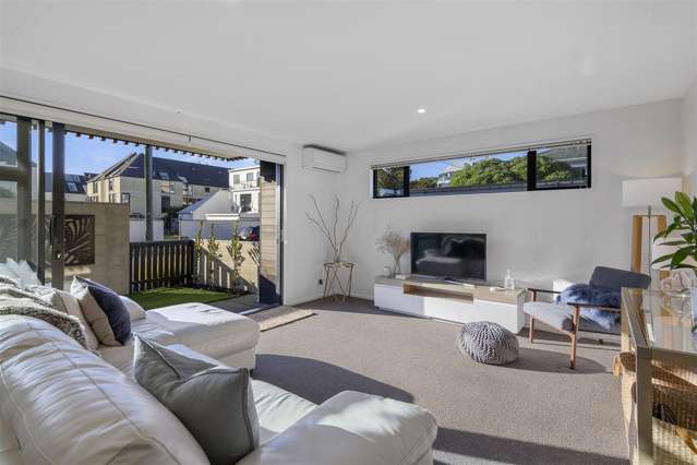 3/11 Exeter Street Merivale_2