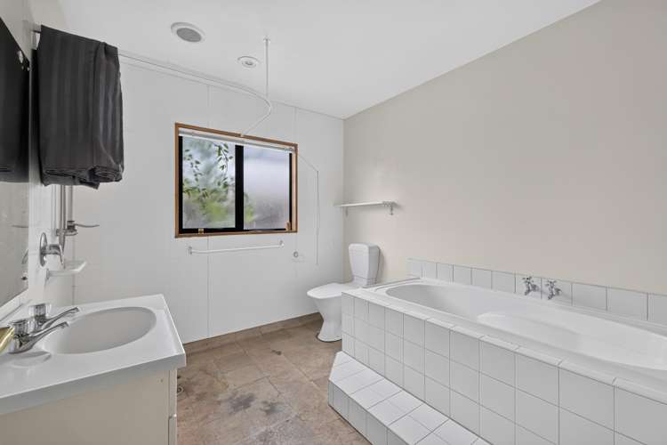 55 Lowry Avenue Redwood_17