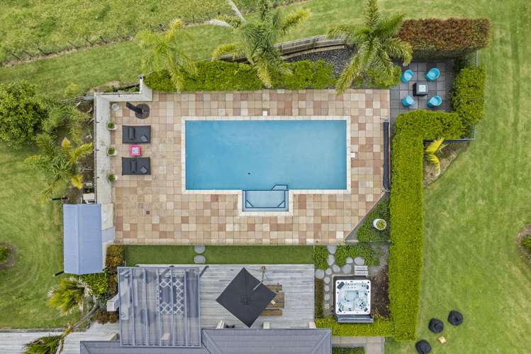 81 Whitford Park Road Whitford_46