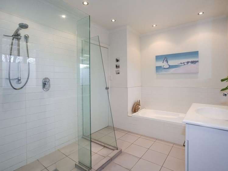 60 Kawakawa-Orere Road Kawakawa Bay_10