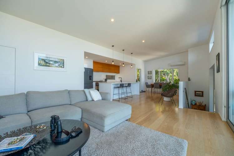 9 Siesta Terrace Gulf Harbour_2