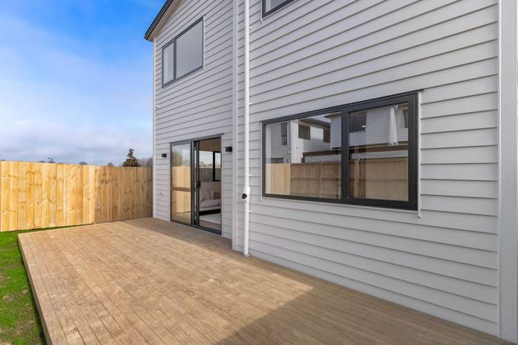 11 Star Cross Road Karaka_27