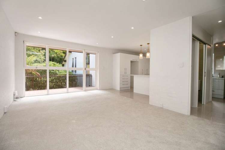 8/123 Owens Road Epsom_2