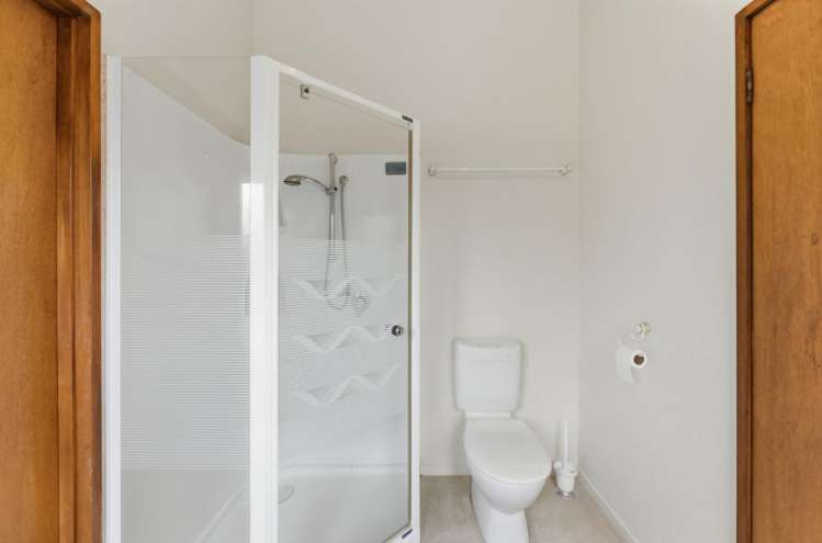 5 Magnolia Drive Westown_19