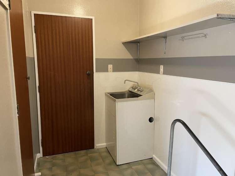12 Freyberg Avenue 2110_13