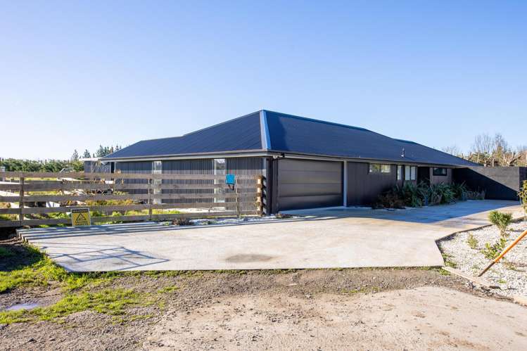 1266 West Coast Road West Melton_31