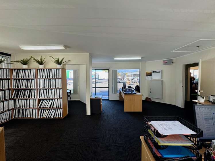 163 Courtenay Street New Plymouth_8