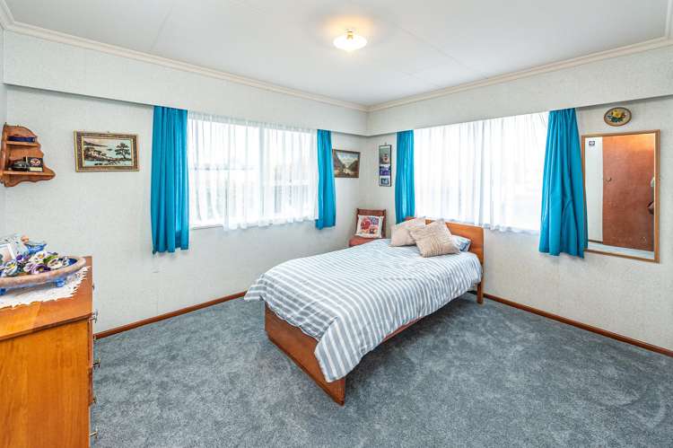 69 Exeter Crescent Springvale_12