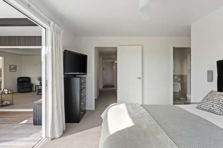 13 Gwyneth Place Lytton West_12