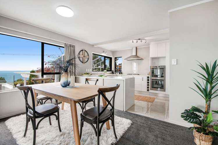 1/6 Duncansby Road Stanmore Bay_6