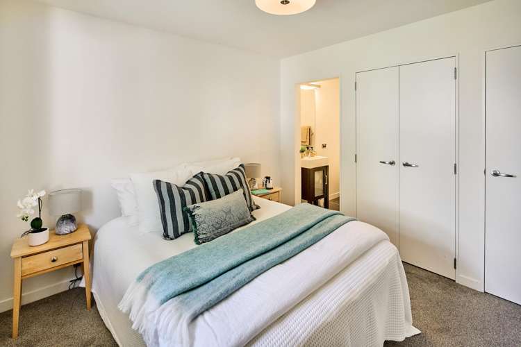 18/26 Wright Street Mount Cook_16