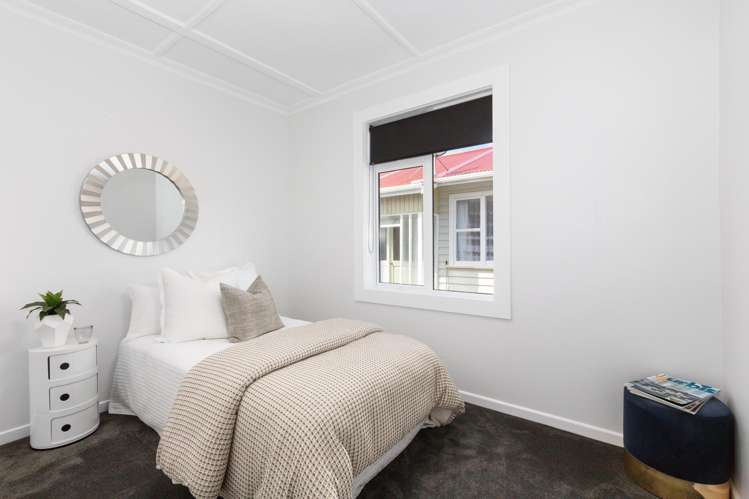 11 Hobart Street Miramar_11