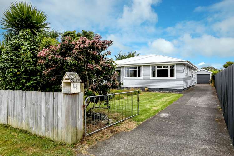 43 Cumming Street Okato_19