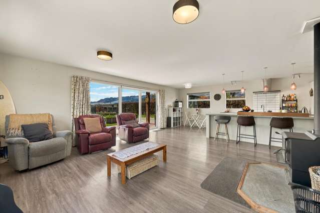 14 Missy Crescent Mount Pisa_3