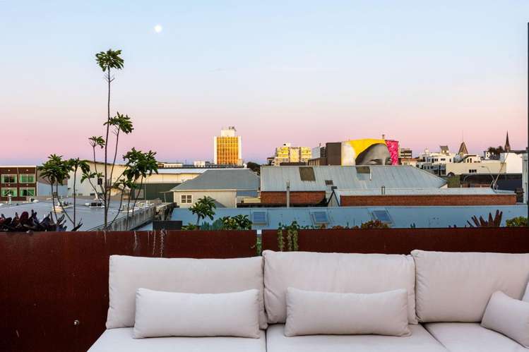 52 King Street New Plymouth Central_28