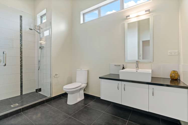 27 Matheson Road Red Beach_11