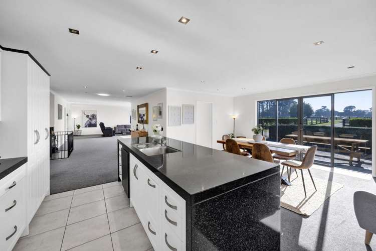105 Mawhitiwhiti Road Normanby_4