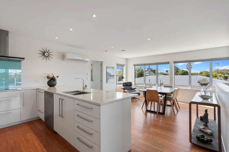 13a Divich Avenue Te Atatu South_7