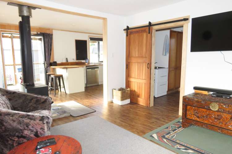 1 Racecourse Road Reefton_5