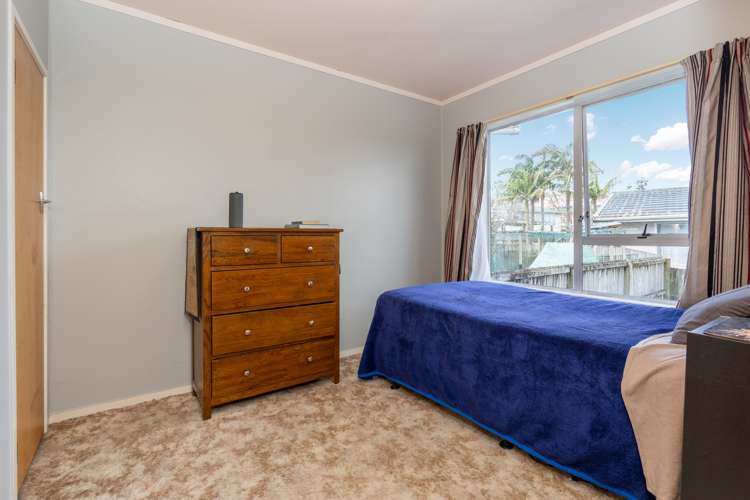 45 Roberts Road Te Atatu South_11