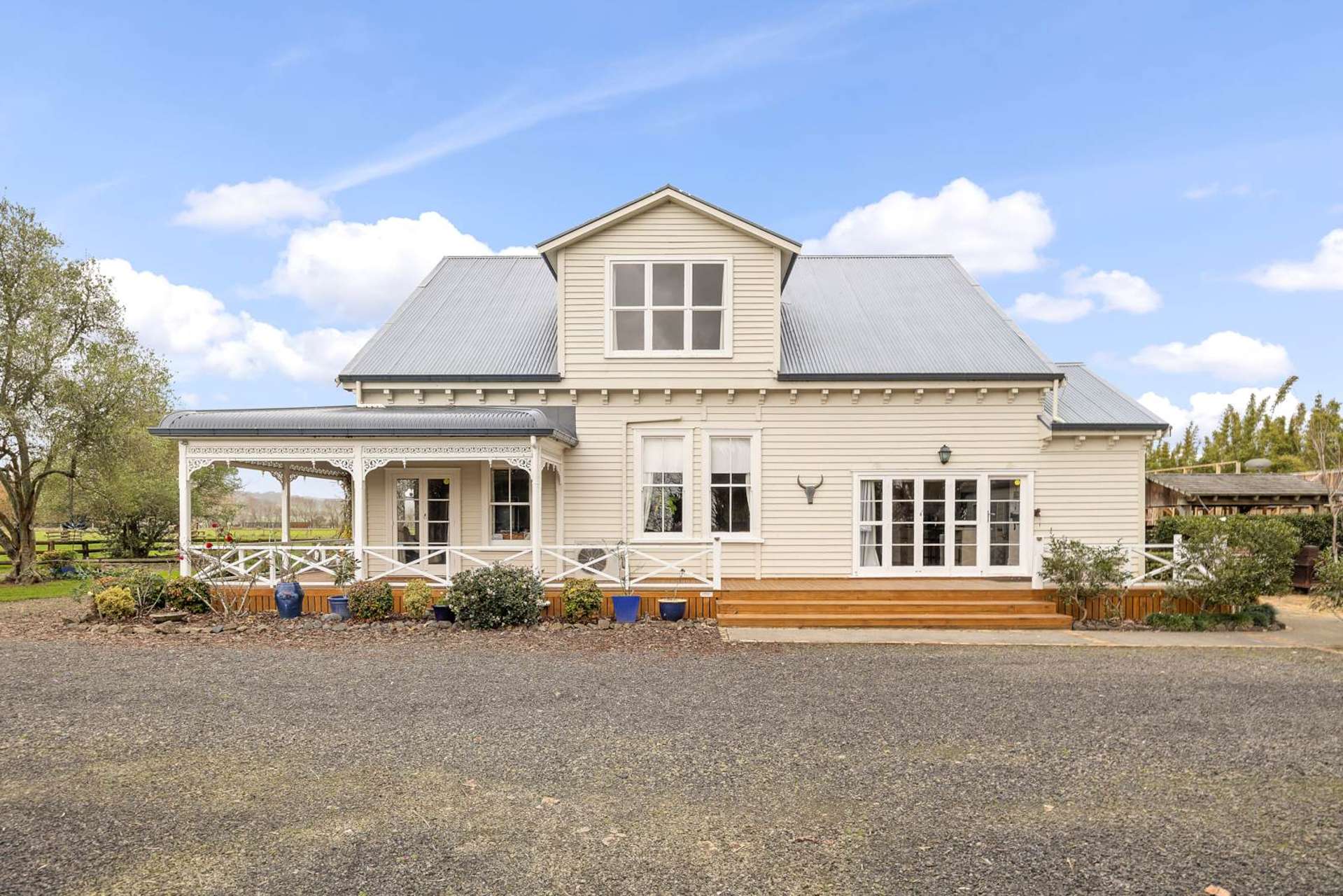 2179 State Highway 16 Helensville_0