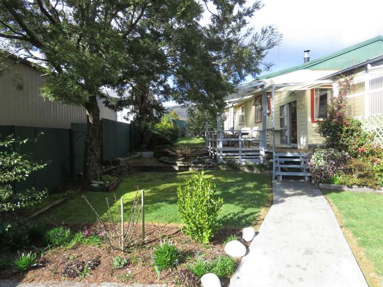 146 Broadway Reefton_3