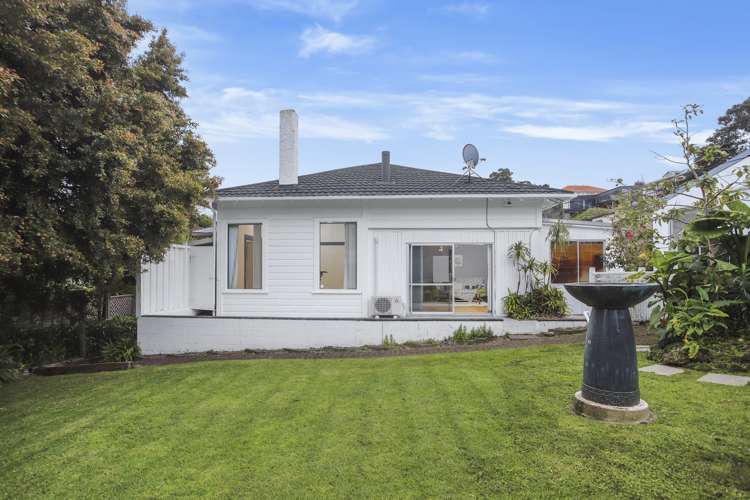 76 Onewa Road Northcote Point_24