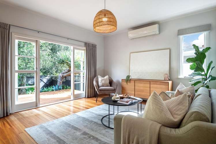 7 Knight Avenue Mt Albert_9