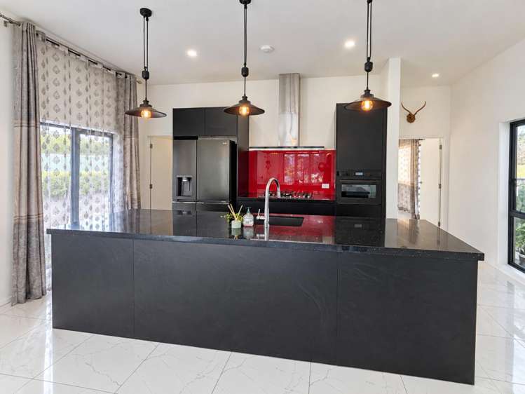 9 Cooke Farm Grove Waiwhakaiho_6