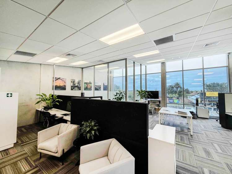 580 Richmond Road_0