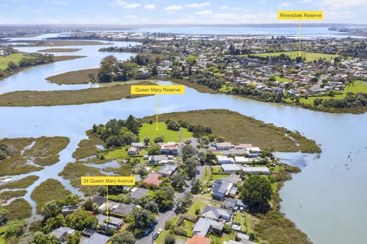 34 Queen Mary Avenue New Lynn_21