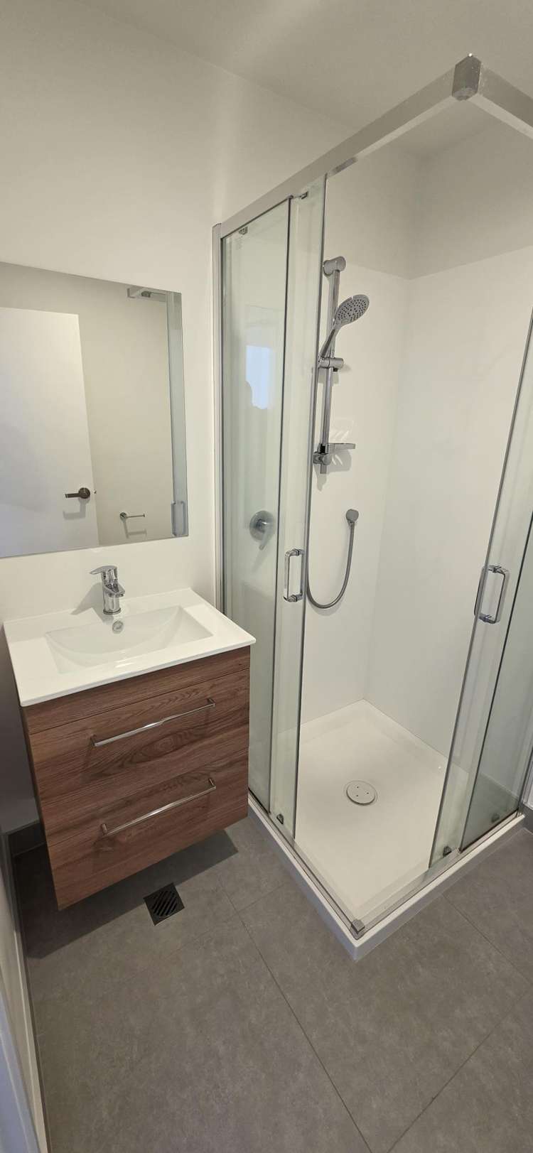 2/2 Riversdale Road Avondale_13