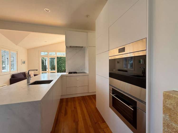 6 Belle Vue Avenue Northcote Point_13