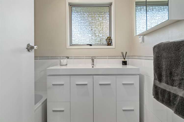 6 Tarata Street Matua_20