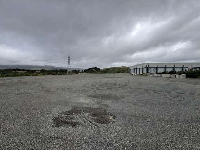 Secure yard in prime Grenada