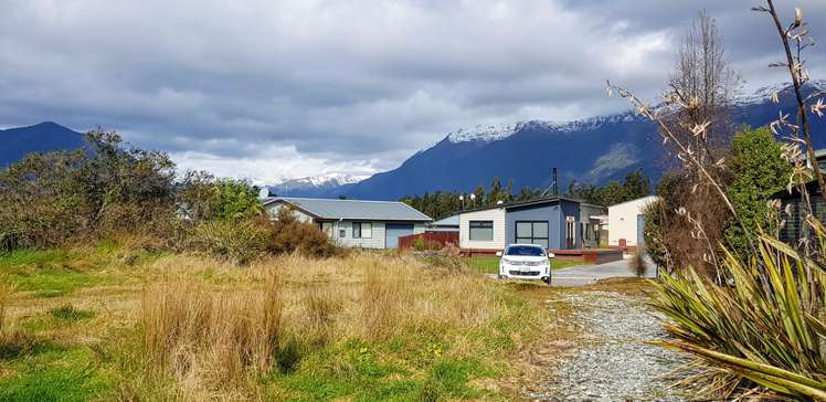 15 Nyhon Place Haast_6