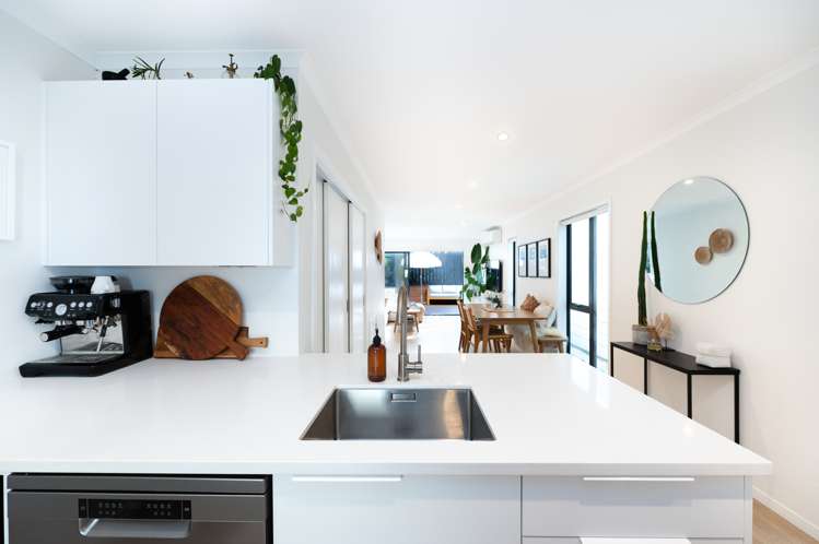 12 Mata Lane Stanmore Bay_12