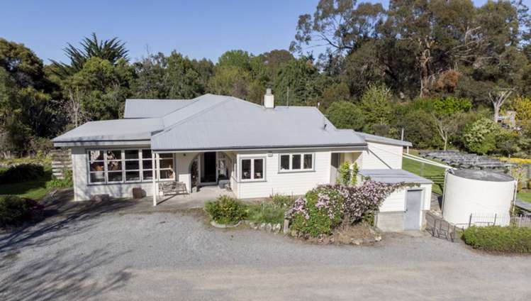 7 Hikawera Road Hinakura_15