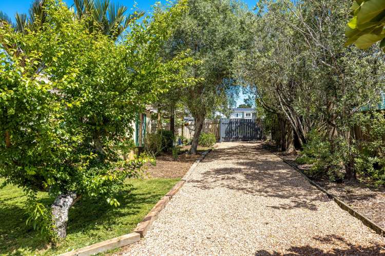 18 Tui Street Oneroa_24