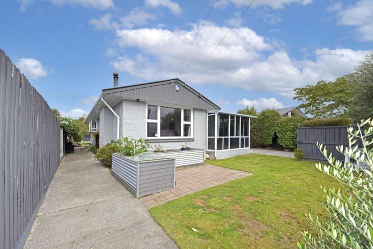 29 Reynolds Avenue Bishopdale_0