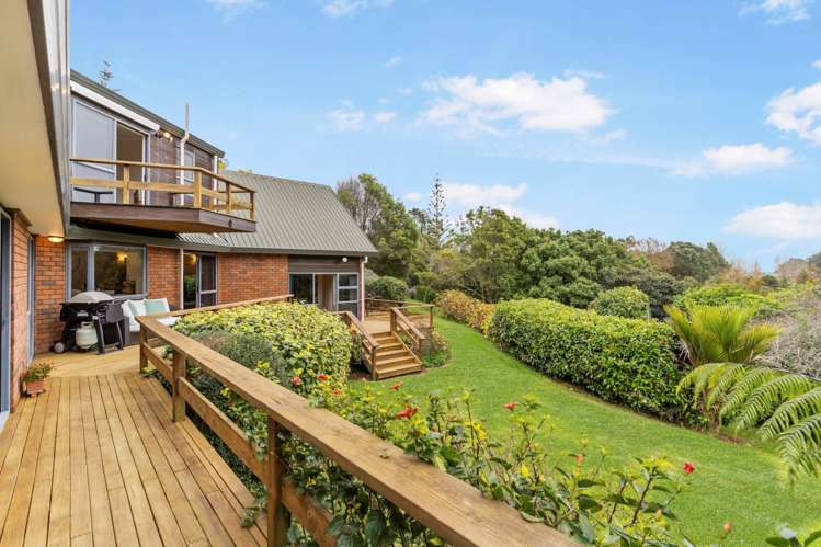 297 Kauri View Road Opaheke_17
