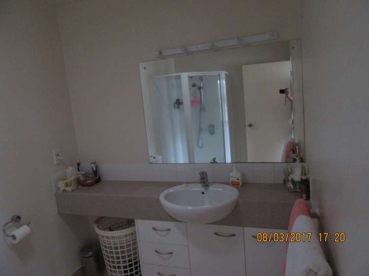 242 Alec Craig Way Gulf Harbour_12