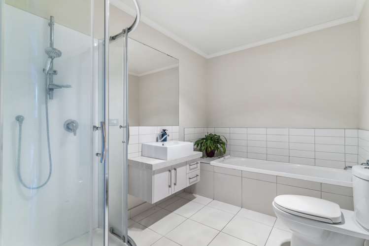 28 Reins Road Takanini_16