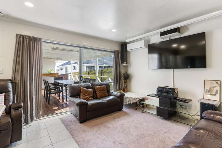 15 Fisher Crescent Otara_17