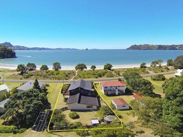 9 Marine Parade Cooks Beach_25