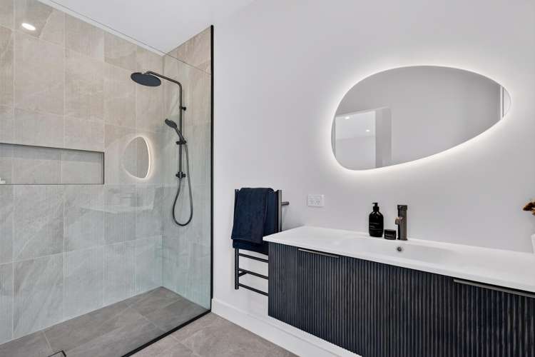 21 Annie Aranui Drive Poraiti_19